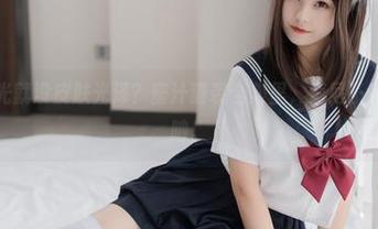 谁说无圣光就没皮肤光泽?蜜汁猫裘合集里,索尼子和服真鲜亮呐。