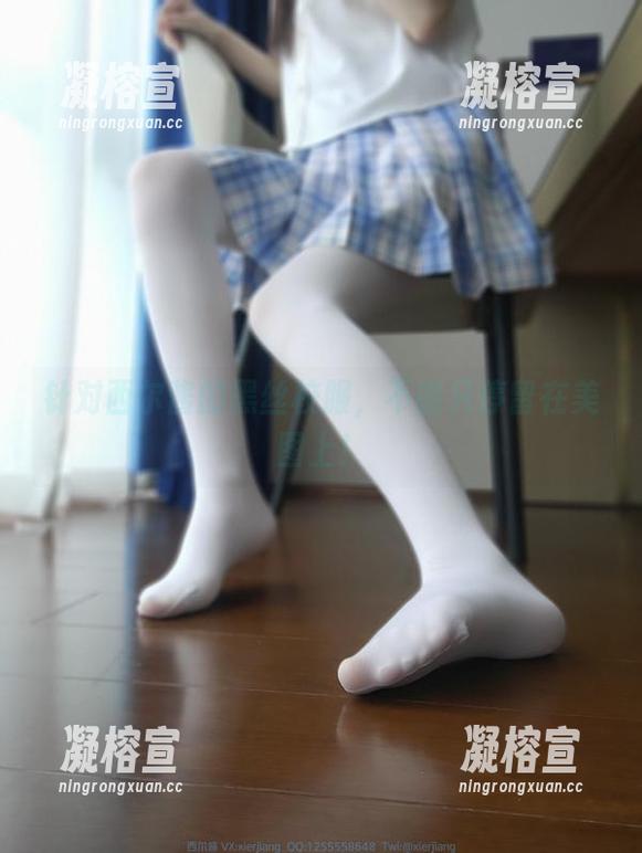 针对西尔酱的黑丝校服，不能只停留在美图上！