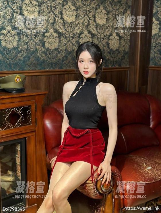 轩子巨二兔 微密圈 - 轩子巨二兔带来的无圣光新年,是要升级为“旧年快乐”吗?