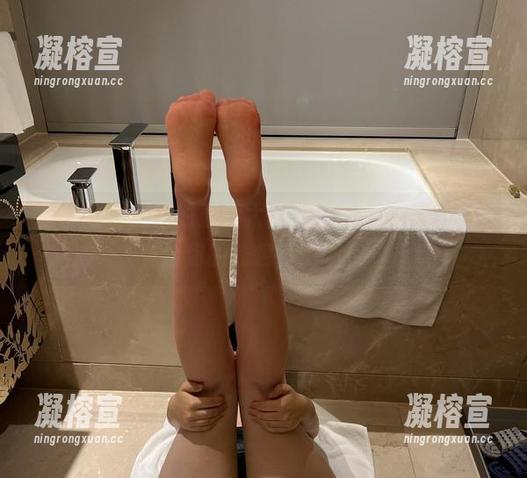 微密圈 - 迷人的五姨太的美图集：学姐，快来给你的钱包打工吧！