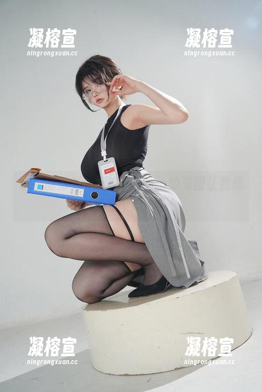 水手服万岁！阿寨寨ninja的美图让我想要去当个航海王！