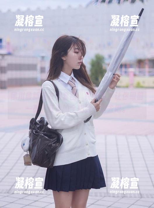 黑川最新连衣裙套图，纯粹为了让你眼前一亮，其他的全扔到一边去吧。